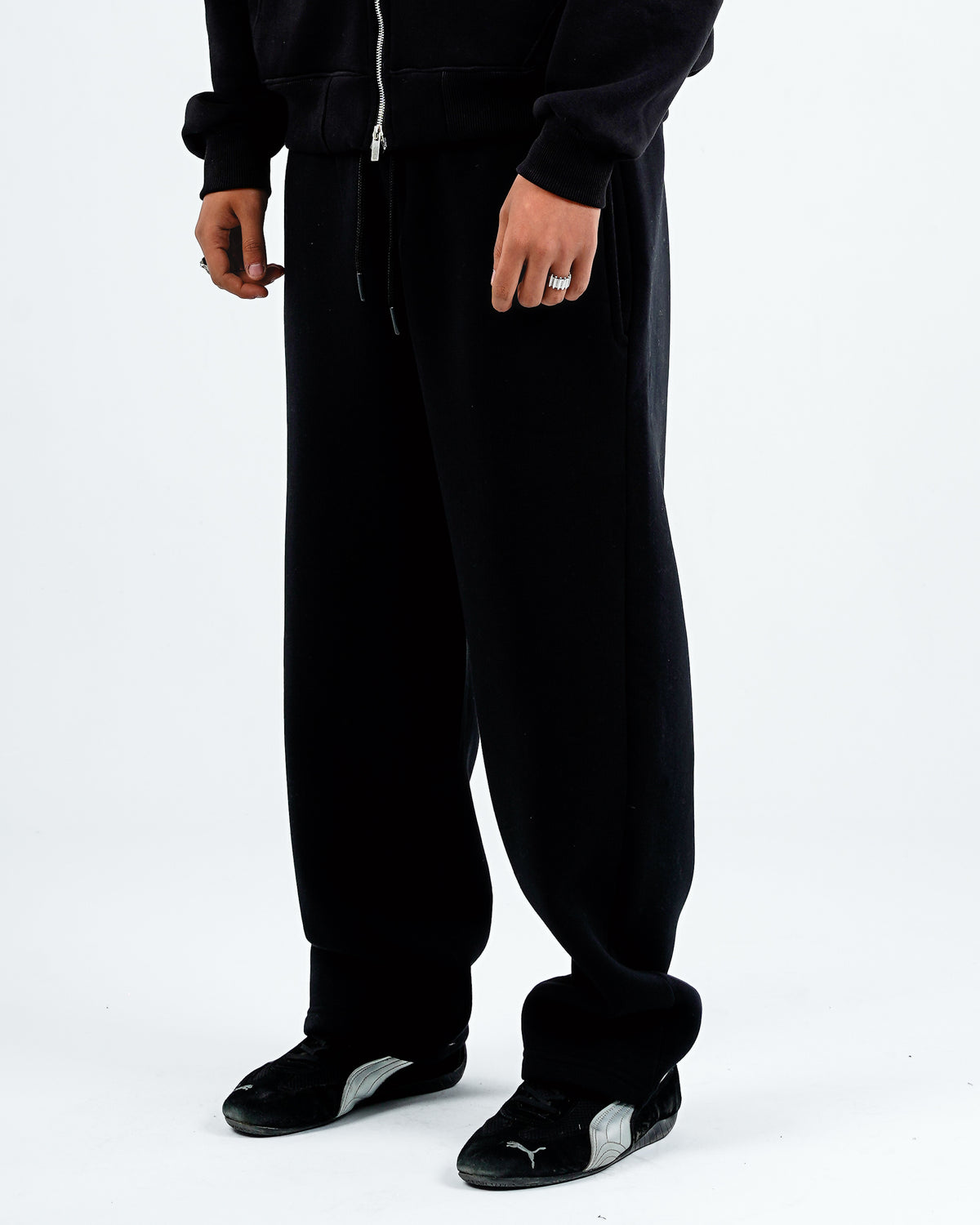 persona sweatpant