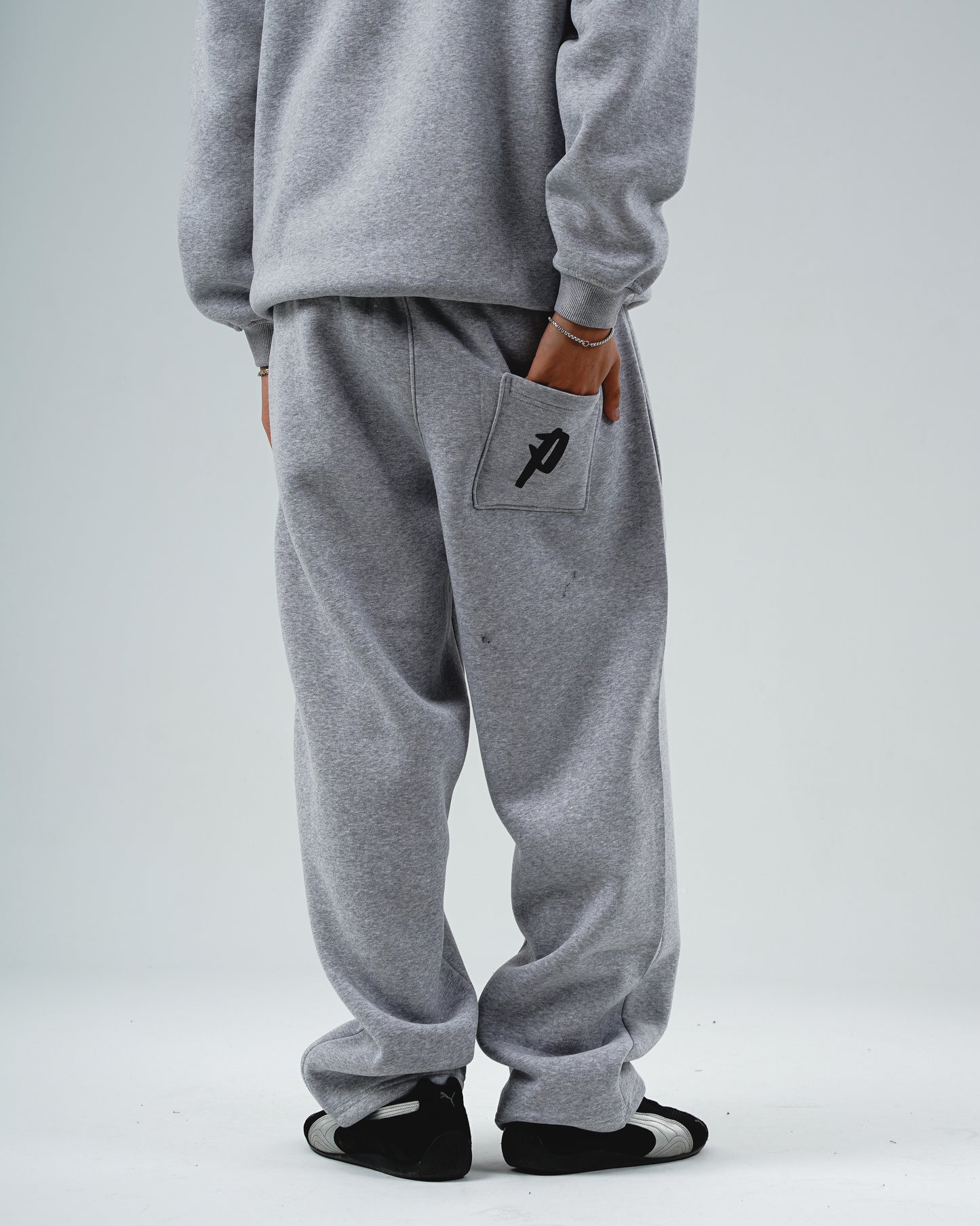 Light grey sweatpant